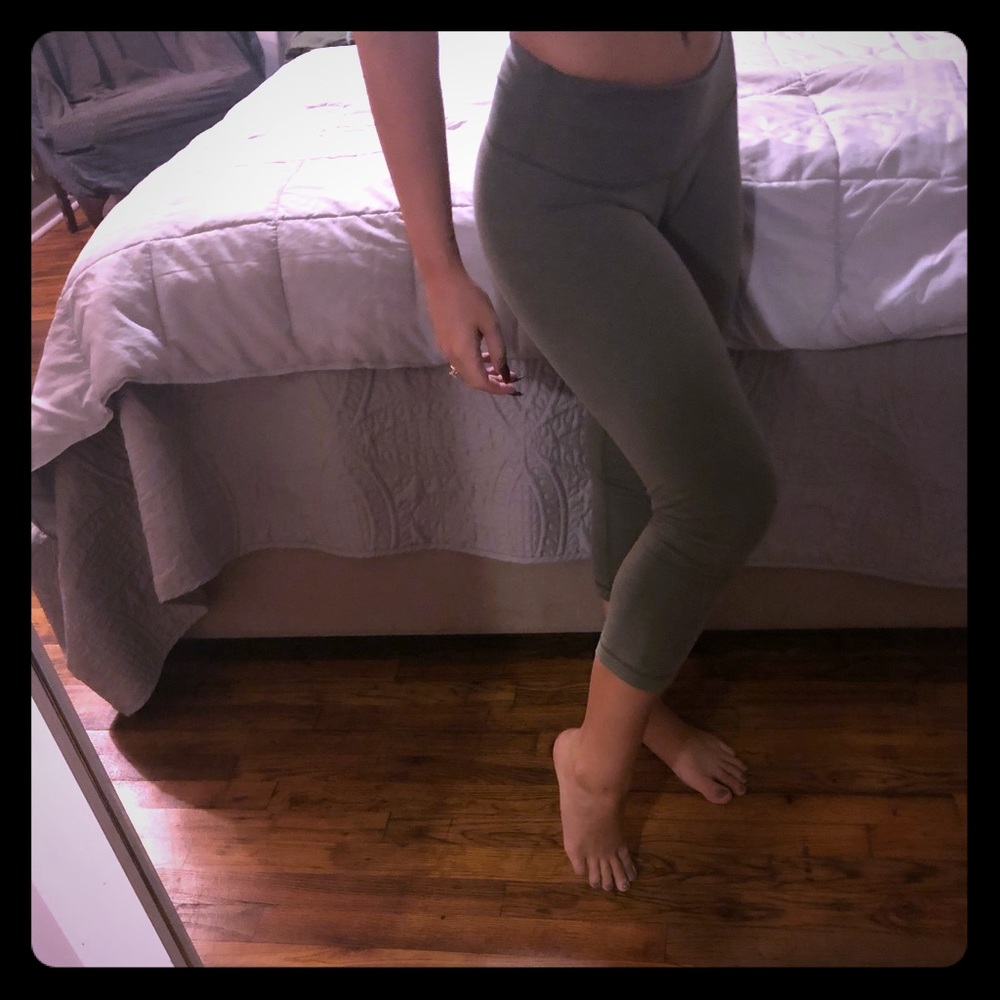 Lululemon low rise wunder under crops light olive